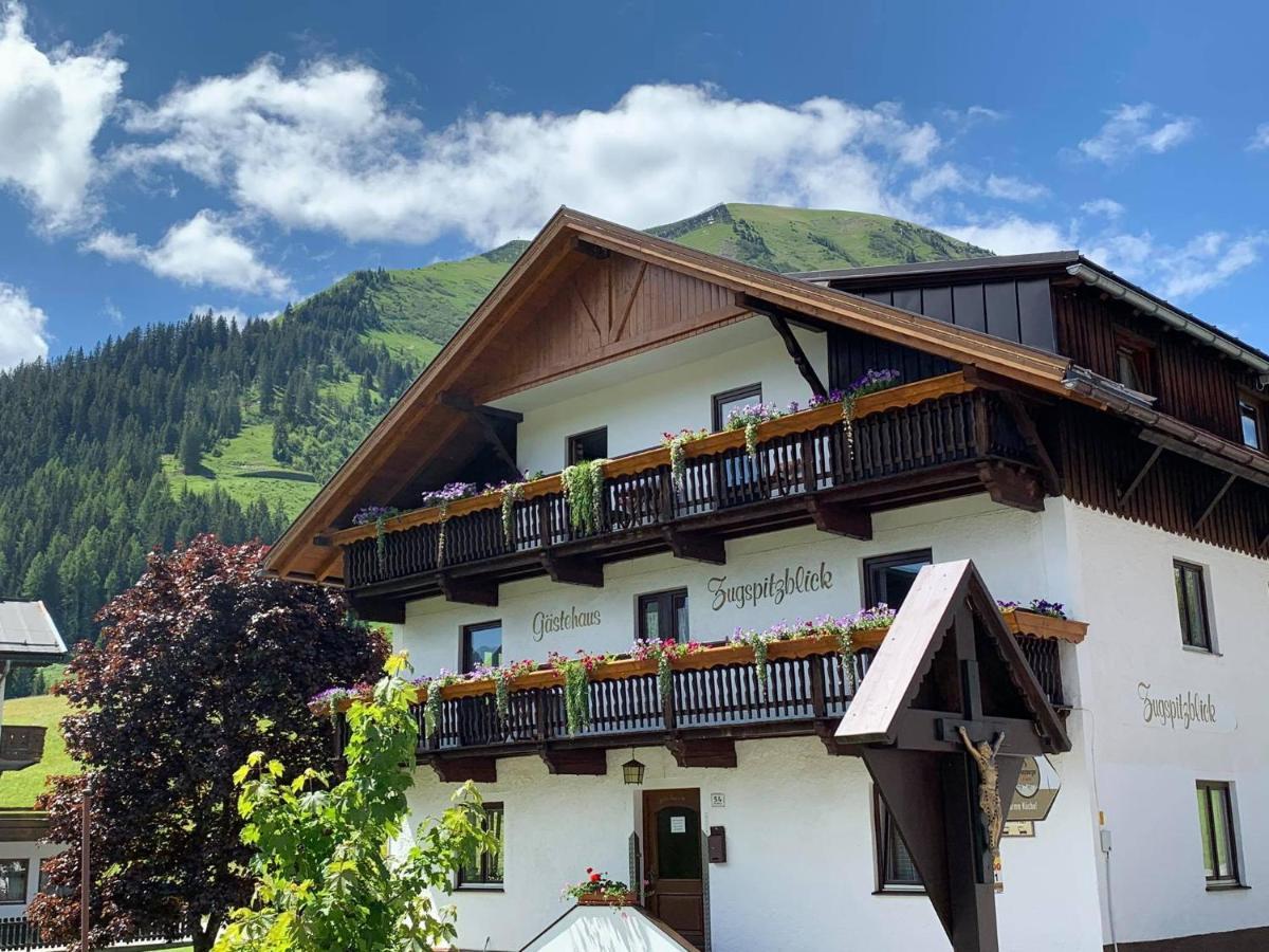 Gaestehaus Zugspitzblick Berwang Exteriör bild